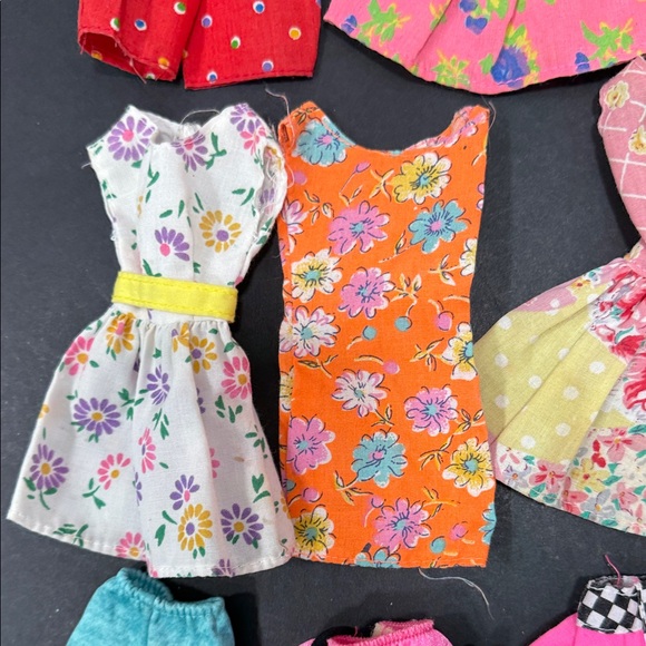 Barbie doll dresses skirts clothes vintage and other- PRICE FIRM! - Picture 5 of 15